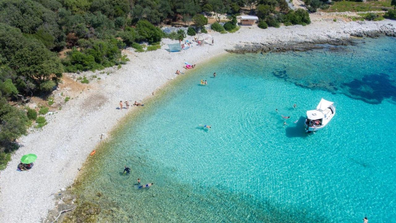 Beautiful Apartments Ksenija Mali Lošinj Kültér fotó