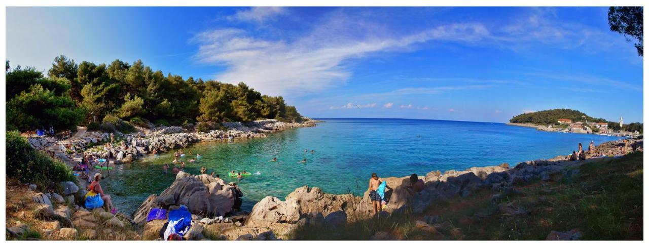 Beautiful Apartments Ksenija Mali Lošinj Kültér fotó