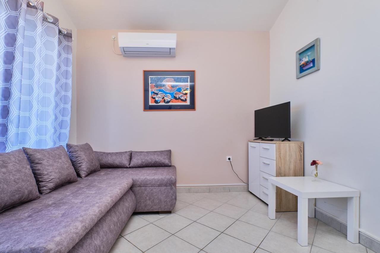 Beautiful Apartments Ksenija Mali Lošinj Kültér fotó