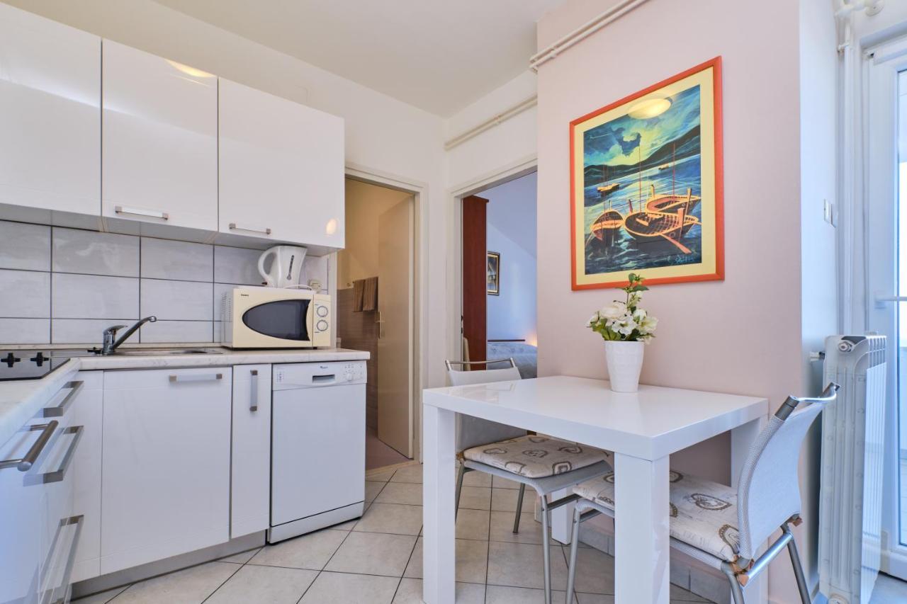 Beautiful Apartments Ksenija Mali Lošinj Kültér fotó